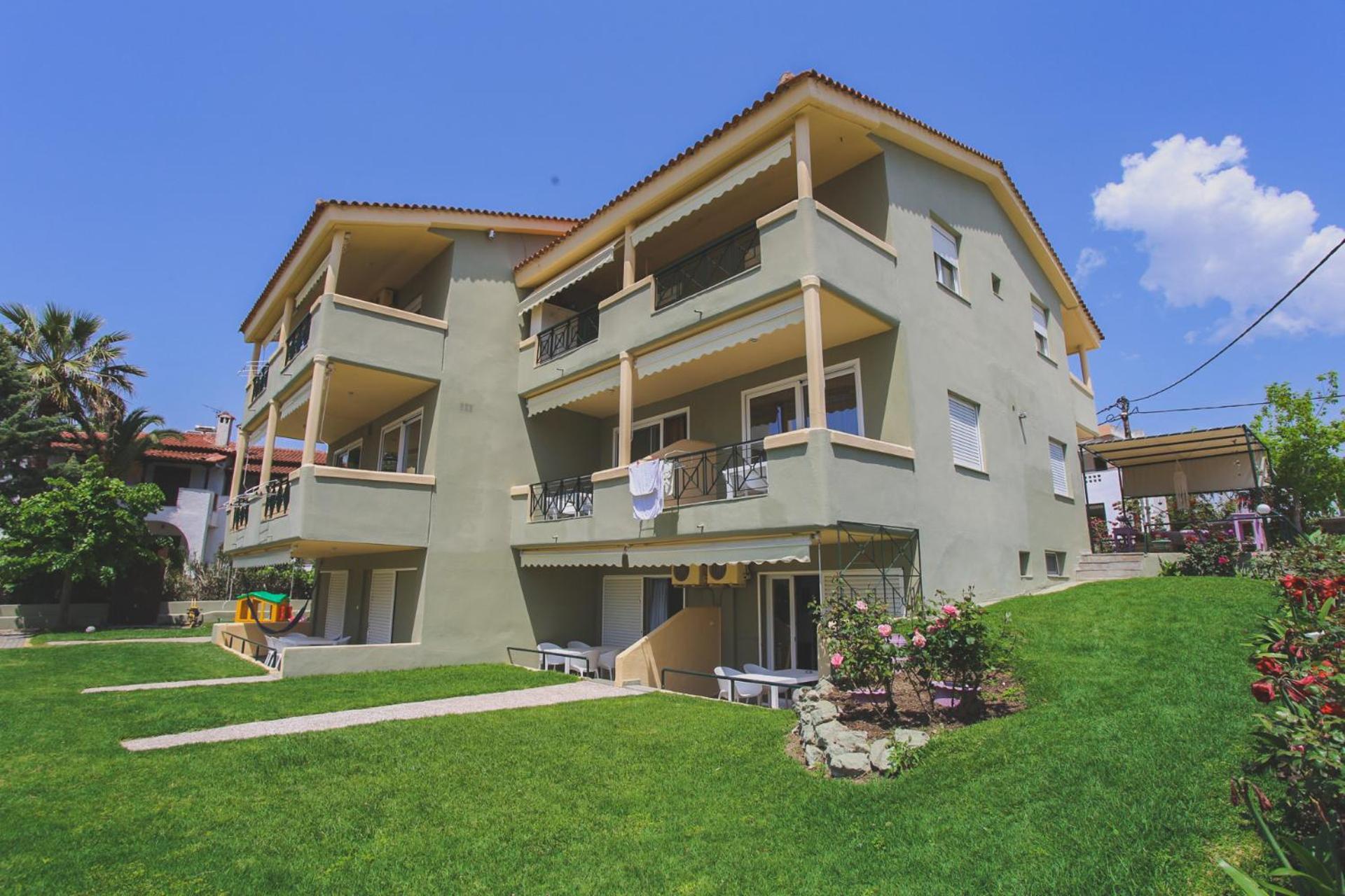 By The Sea Apartments-Studios Siviri Exterior photo